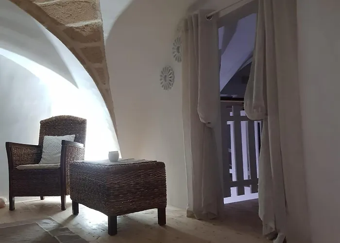 Casa Iole, * Gallipolli
